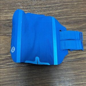 Lululemon Fast and Free Running Armband